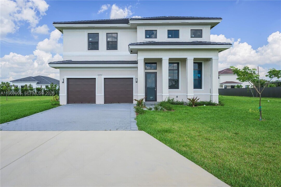 32242 SW 194th Ave in Homestead, FL - Building Photo