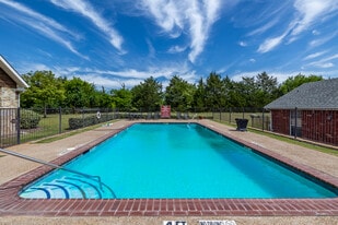 Deer Park in Greenville, TX - Building Photo