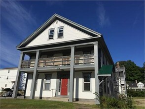 7 Russell St in Plymouth, NH - Building Photo - Interior Photo