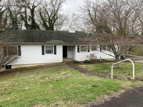 109 Norris Ln in Oak Ridge, TN - Building Photo - Building Photo