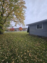 132 E Pomeroy St in River Falls, WI - Building Photo - Building Photo