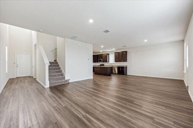 379 Papaya Dr in Buda, TX - Building Photo - Building Photo