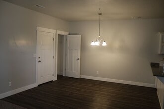 96 W Seasons Dr in Vineyard, UT - Building Photo - Building Photo
