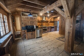 45 Hoppen Rd in New Hartford, CT - Building Photo - Building Photo