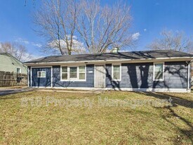 8506 E 111 St in Kansas City, MO - Building Photo