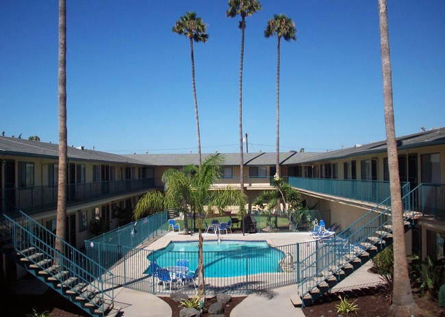 Kona Kai West in Torrance, CA - Foto de edificio - Building Photo