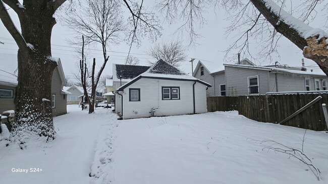 2209 Central Ave in Anderson, IN - Building Photo - Building Photo