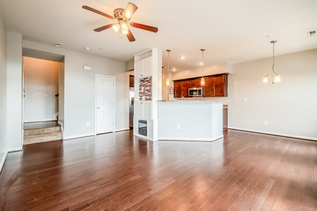 5837 Bella Marie Wy in Frederick, MD - Building Photo - Building Photo