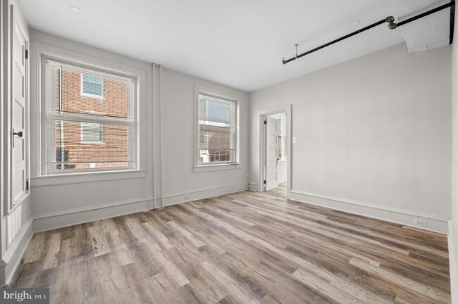 property at 834 W Lancaster Ave