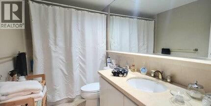 1778 Alberni St in Vancouver, BC - Building Photo - Building Photo