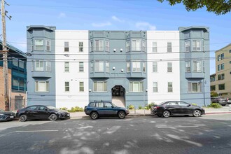 Maison Durant in Berkeley, CA - Foto de edificio - Building Photo