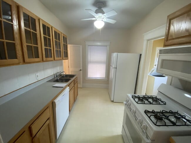 property at 1111 W Franklin Ave