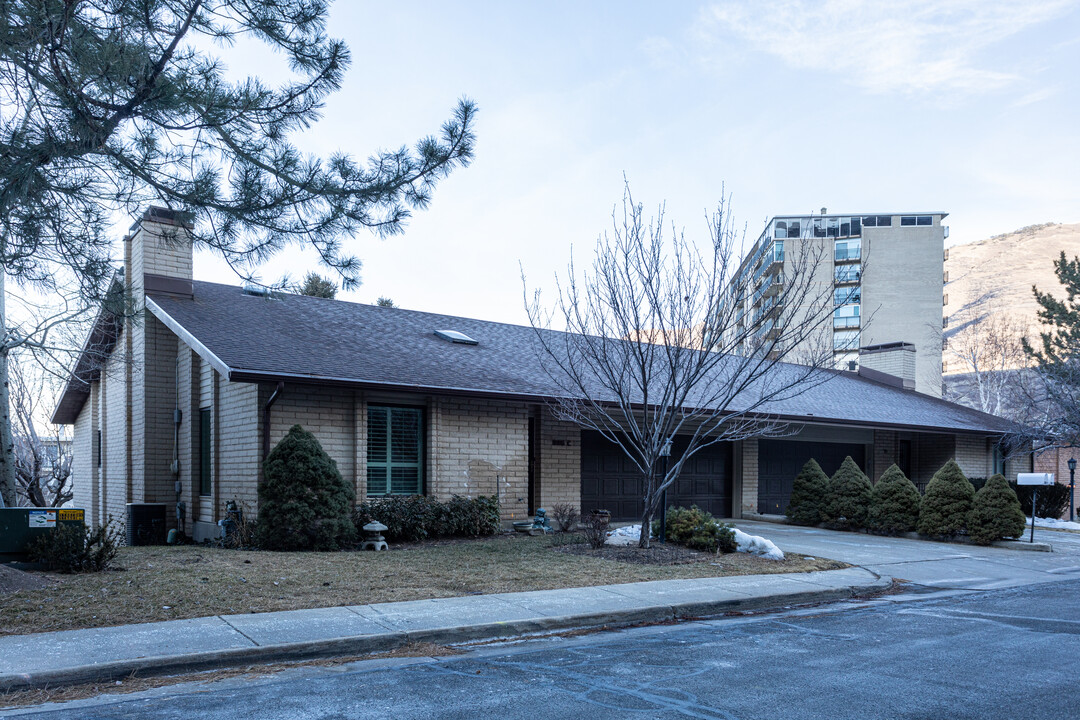 Emigration Oaks Condos in Salt Lake City, UT - Building Photo