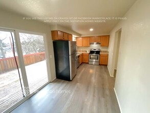 2643 SW 351st Pl, Unit 2B in Federal Way, WA - Building Photo - Building Photo