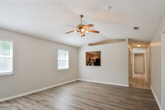 2671 Sam Houston Pl in Jacksonville, FL - Building Photo - Building Photo
