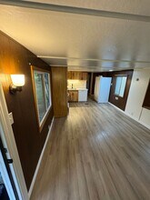 4930 NE Dawn Ln in Dayton, OR - Building Photo - Building Photo