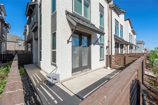 16647 Bristol Steel Ln in Cypress, TX - Building Photo - Building Photo