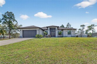 2326 6th Ave SE in Naples, FL - Building Photo - Building Photo