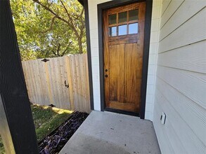 616 W Avenue F in Garland, TX - Building Photo - Building Photo
