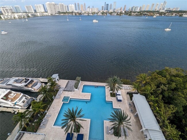 property at 17111 Biscayne Blvd