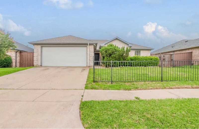 904 Havenbrook Dr in Arlington, TX - Building Photo
