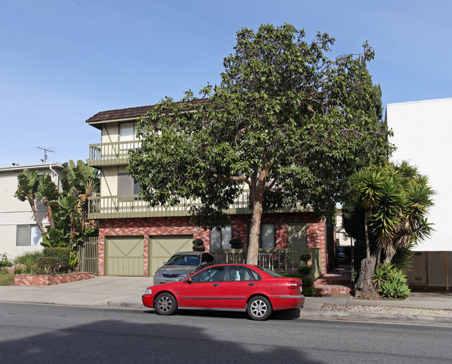 CJ Apartments in Santa Monica, CA - Building Photo - Building Photo