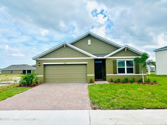 property at 1256 Dugan CIR SE