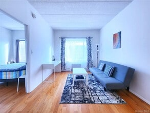 149-15 Barclay Ave in Queens, NY - Building Photo - Building Photo