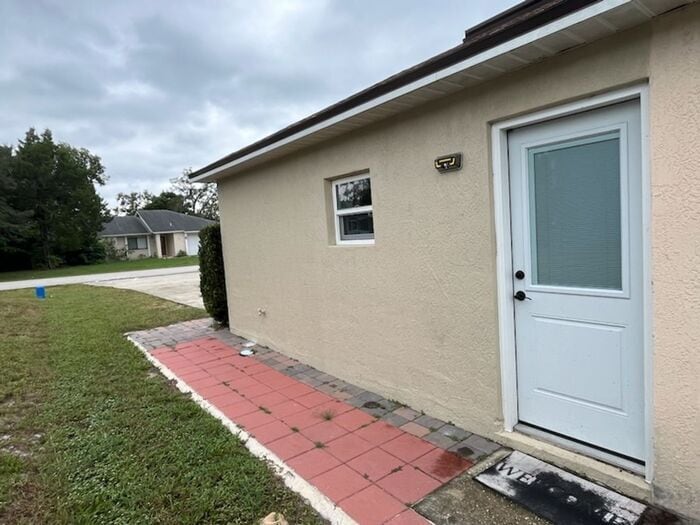 2078 Galahad Dr in Deltona, FL - Building Photo
