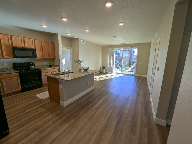 14301 E Tennessee Ave in Aurora, CO - Building Photo - Building Photo