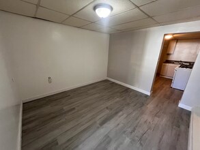 3216 32nd St in Nitro, WV - Foto de edificio - Building Photo