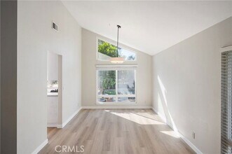 2 Glorieta W in Irvine, CA - Building Photo - Building Photo