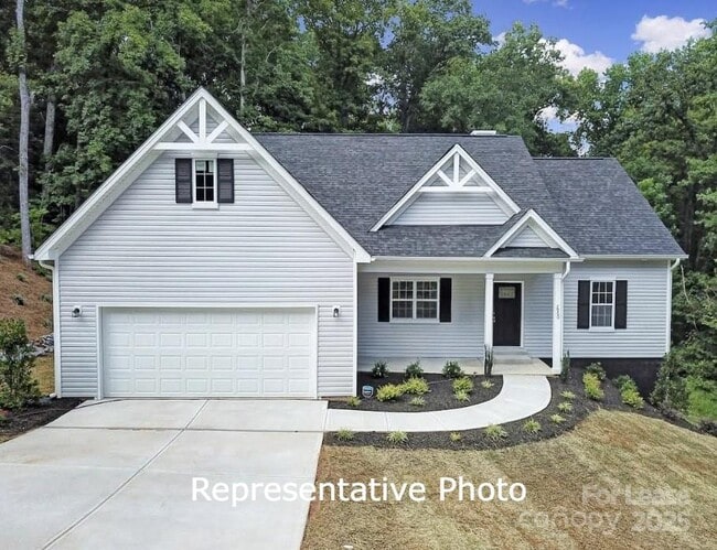 property at 595 Foxwood Dr SE