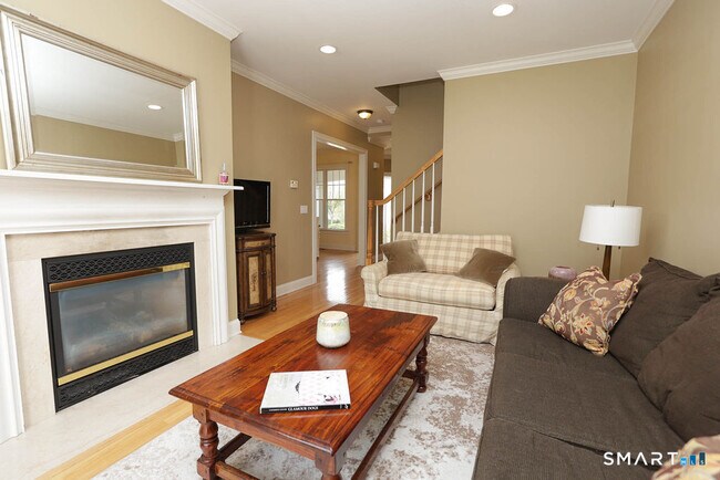 38 Bradford Walk in Farmington, CT - Building Photo - Building Photo