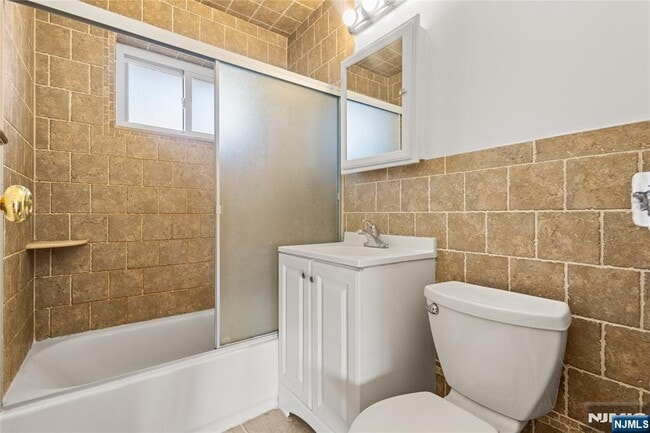 250 Franklin Turnpike in Mahwah, NJ - Building Photo - Building Photo