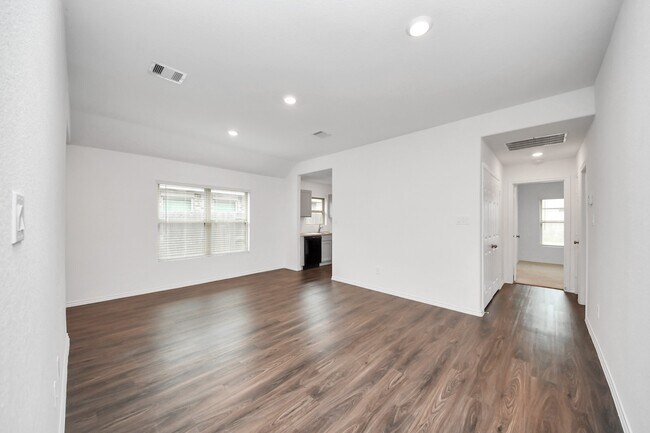 32615 Orchard Haze Dr in Brookshire, TX - Building Photo - Building Photo