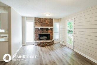 6231 Willowbrook Dr in Riverdale, GA - Building Photo - Building Photo