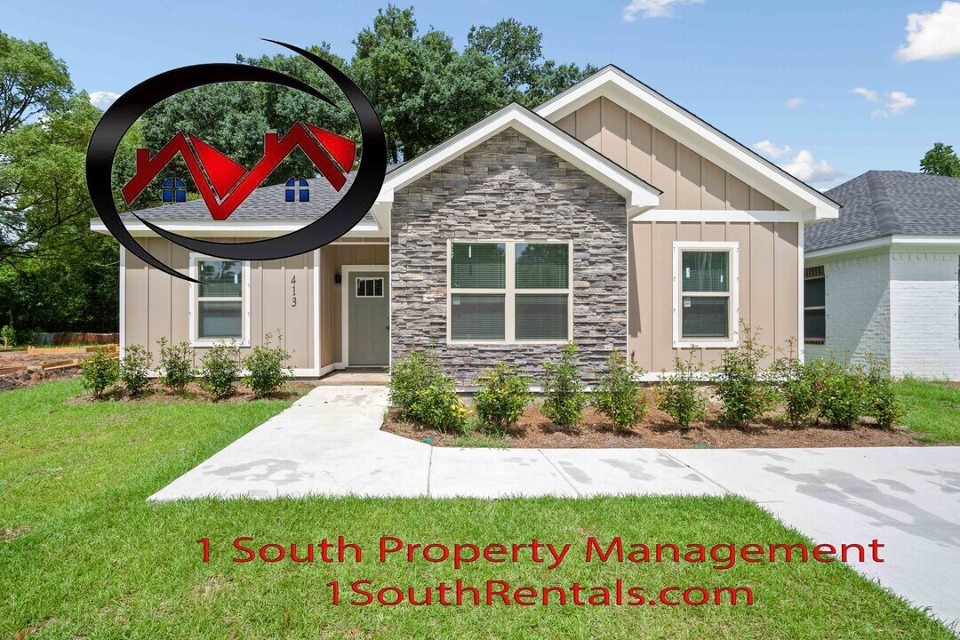 413 Bay Shore Ave in Mobile, AL - Building Photo