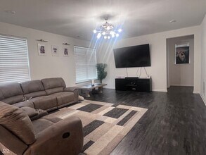 2680 Sheek Rd in Greenwood, IN - Building Photo - Building Photo