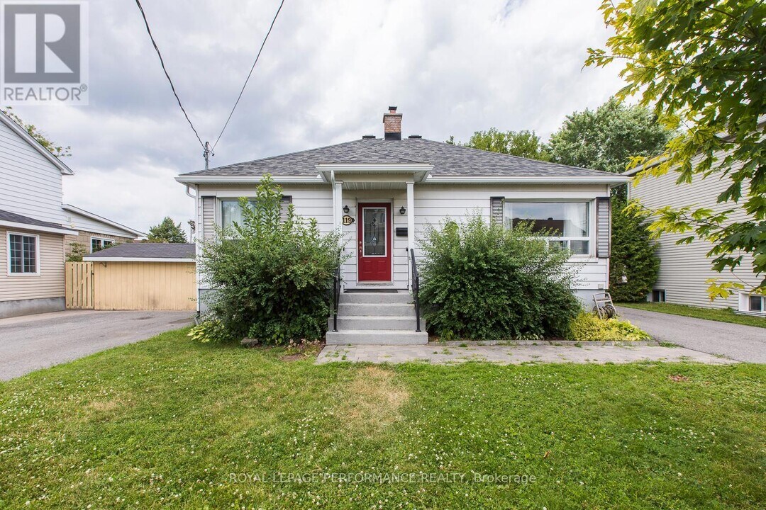 119 Glynn Ave in Ottawa, ON - Building Photo