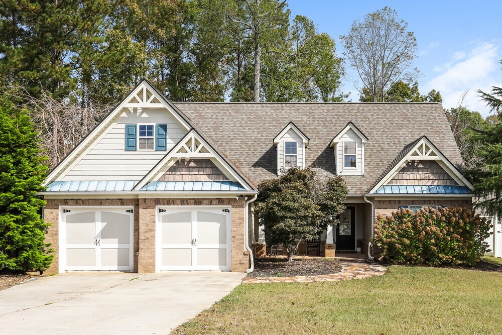 303 Surrey Ct in Bremen, GA - Building Photo