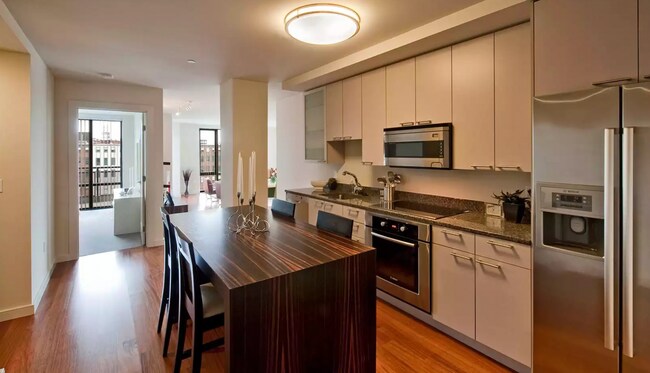 71 Canal St, Unit 604 in Boston, MA - Building Photo - Building Photo