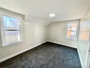 9899 Balfour Rd in Detroit, MI - Foto de edificio - Building Photo