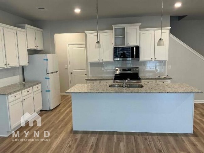 405 Camrose Ave in Union City, GA - Building Photo - Building Photo
