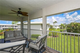 195 Peppermint Ln in Naples, FL - Building Photo - Building Photo