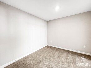 1945 Infinity Ln in Chula Vista, CA - Building Photo - Building Photo