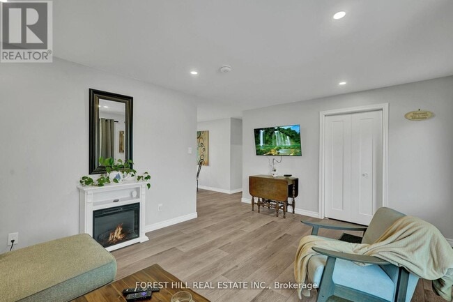 3 Wilson Ave in Kawartha Lakes, ON - Building Photo - Building Photo