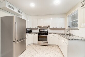 3936 Walnut St in Harrisburg, PA - Building Photo - Building Photo