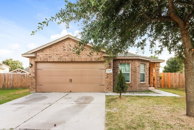property at 17107 Osprey Landing Dr