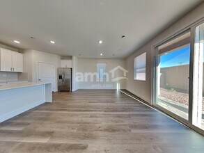 135 Nico Azalea Ln in Henderson, NV - Building Photo - Building Photo